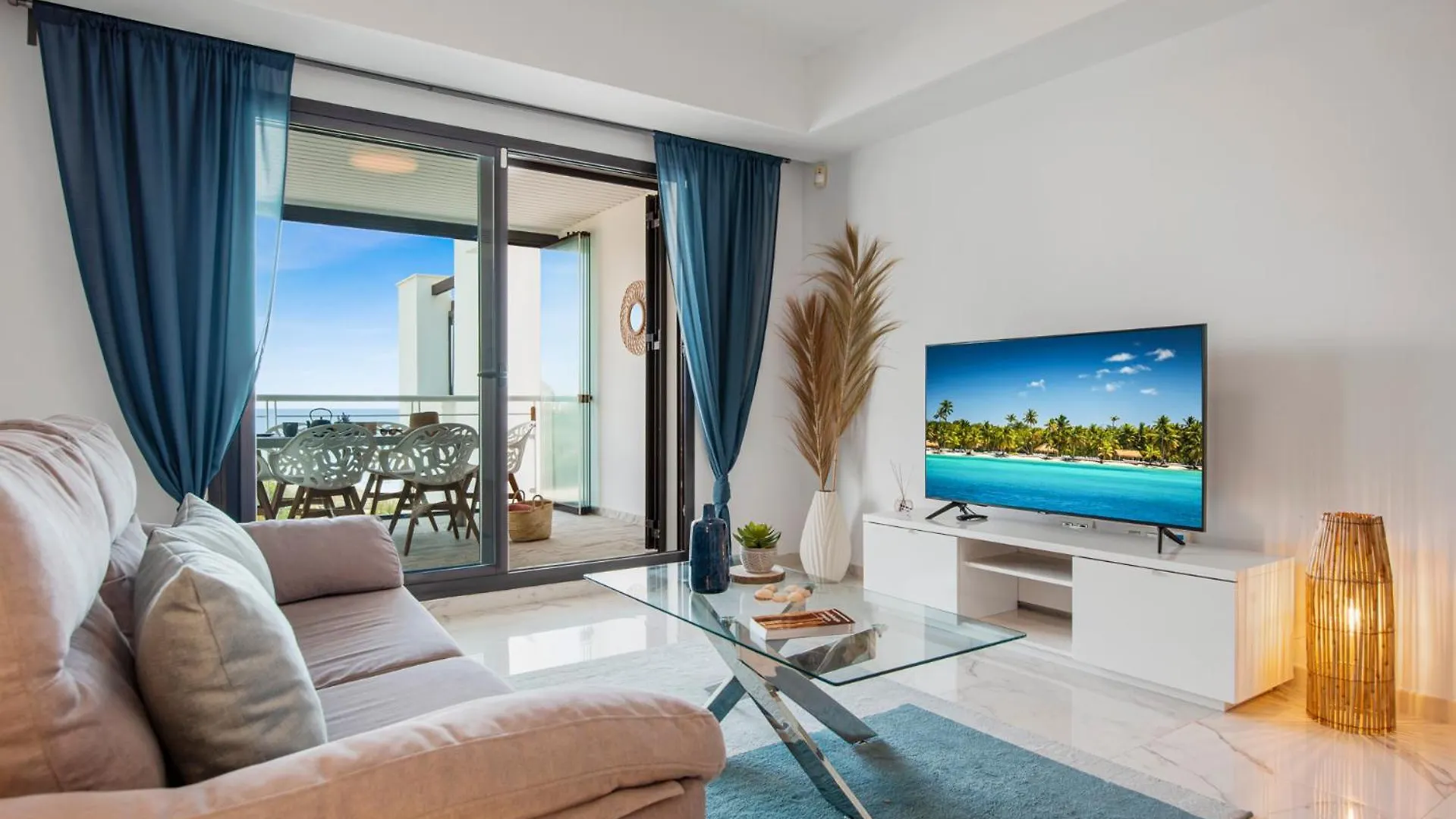 Sea View Apartment In Casares Del Mar By Costarentals - Ref M50 location