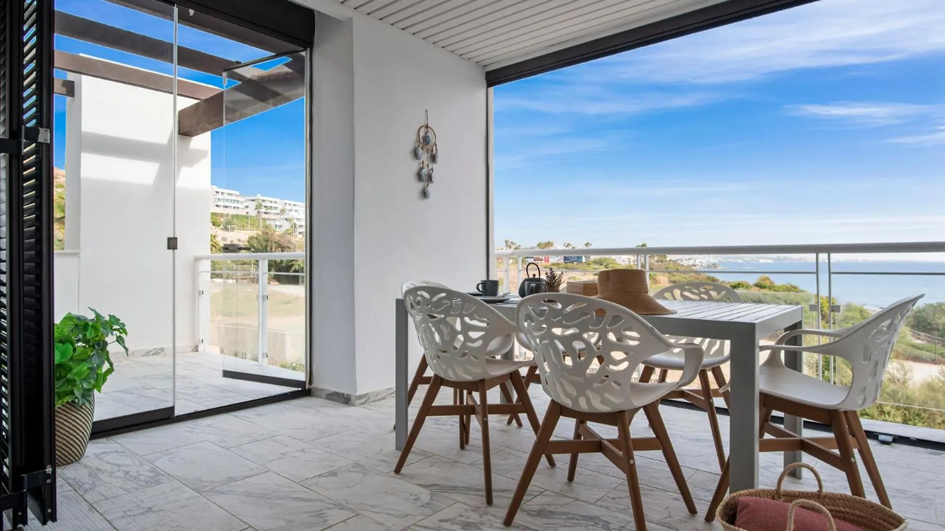 Sea View Apartment In Casares Del Mar By Costarentals - Ref M50 Bahia de Casares